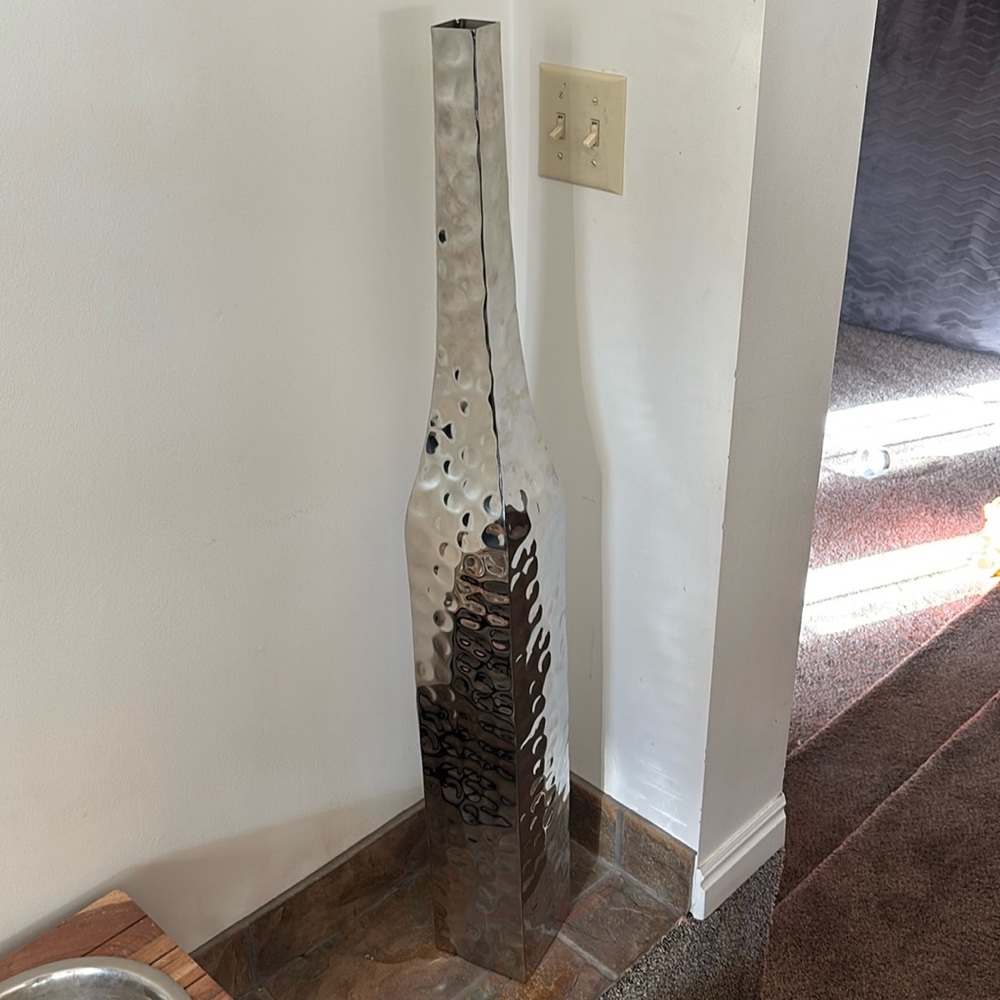 Z Gallerie silver vase 42”